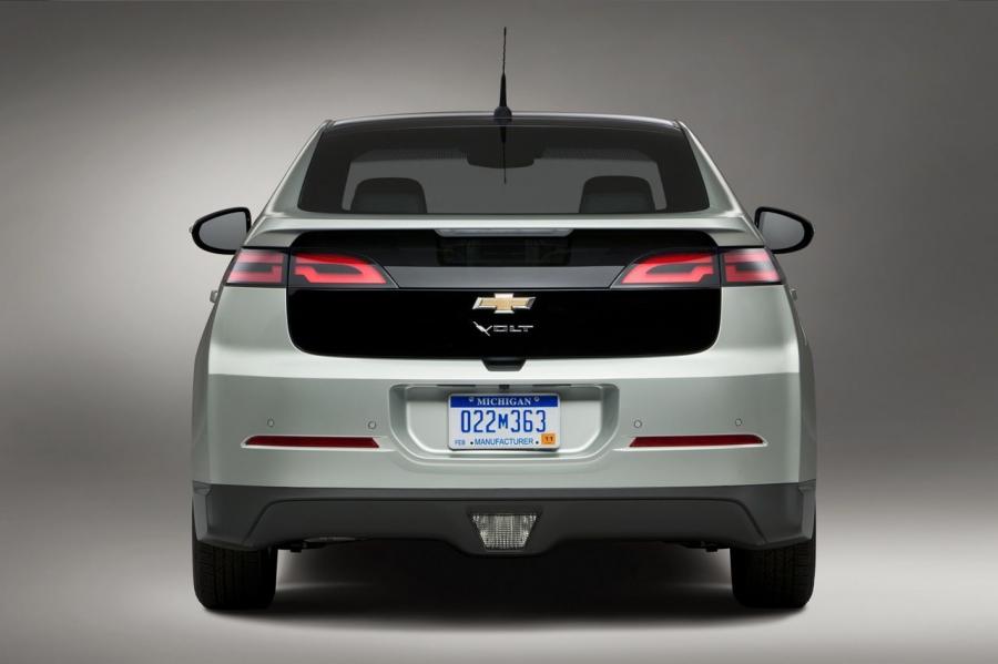  Chevrolet Volt 2011 года  (фото 40 из 356)